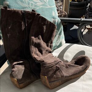 Brown Suede Women's Boots